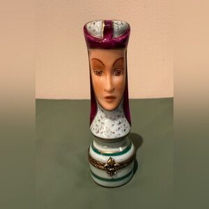 Chamart Chess Medieval Queen Limoges Box